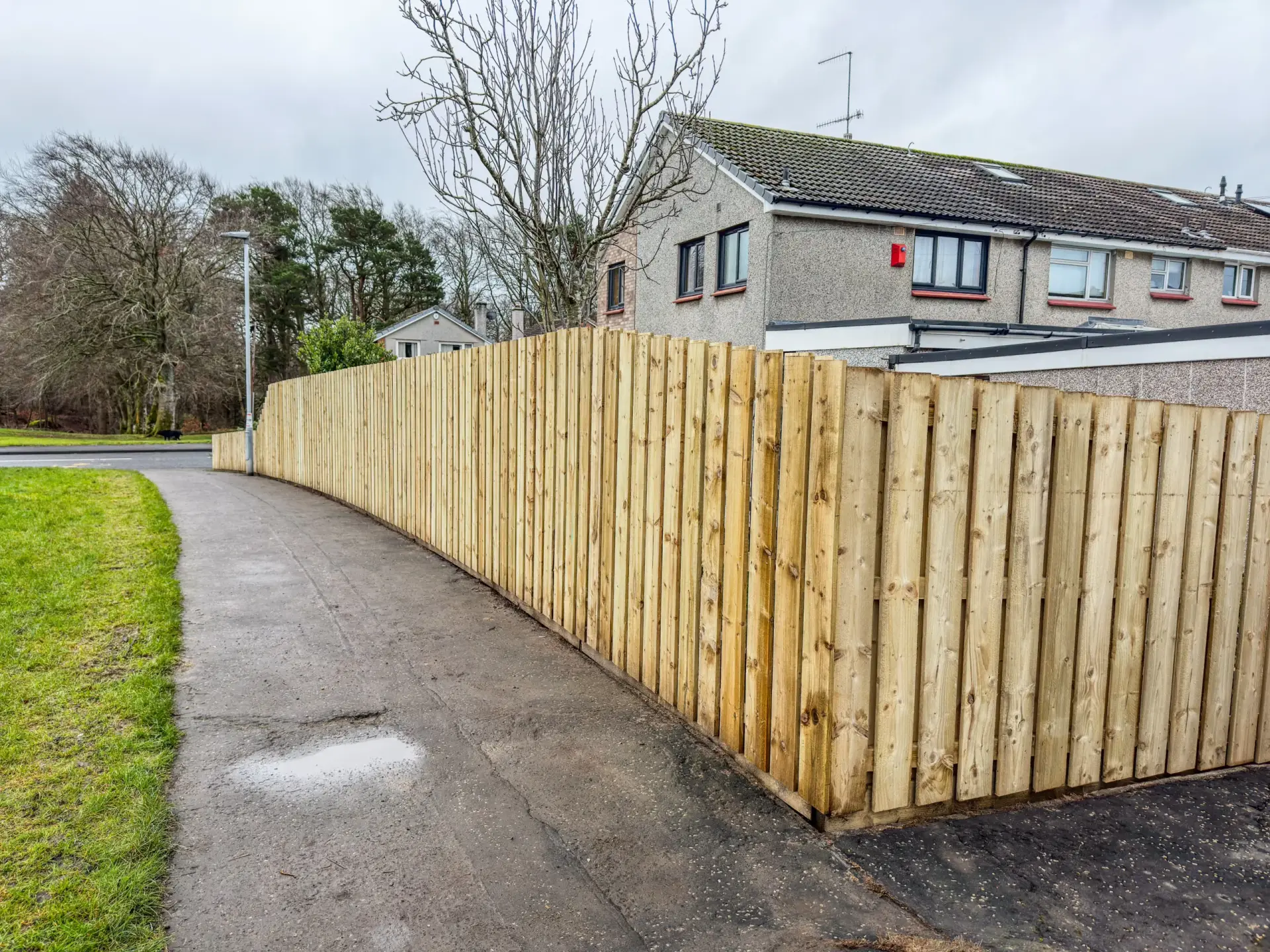 Timber fence in midlothian